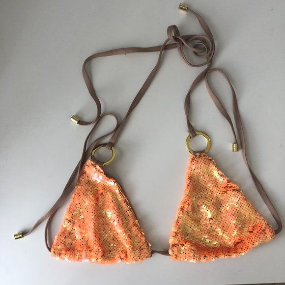 Beach Bunny Swimming Suit - Picture 2 of 11